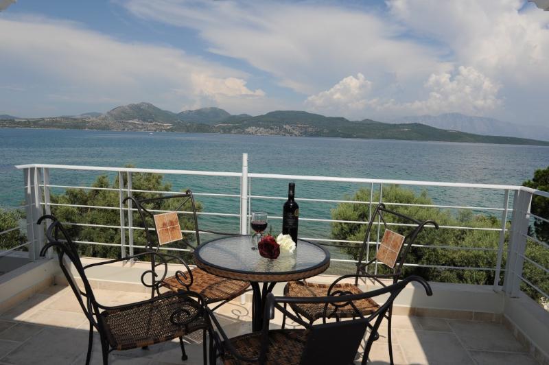 Agnadi Suites Episkopos Exterior foto